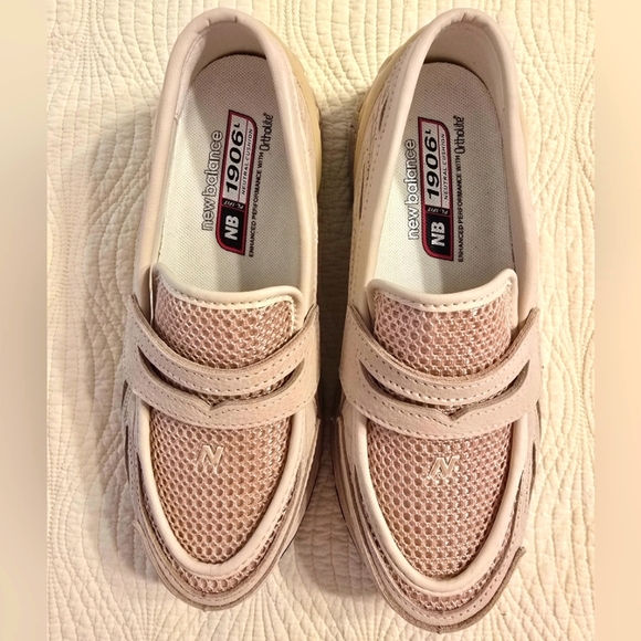 NIB New Balance 1906L Sneaker Loafer In Beige Ladies 7, Mens 5.5 - Picture 2 of 16